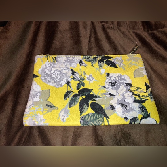 Betsey Johnson Floral Yellow cosmetics bag. - Picture 1 of 6